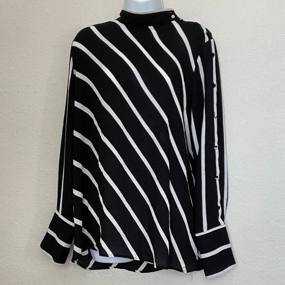 WHO WHAT WEAR Blouse - Picture 1 of 1